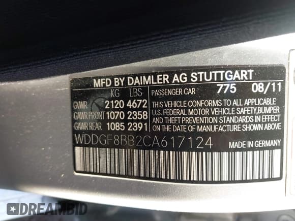 ✅ 2012 Mercedes-Benz C 300 Sport • VIN: WDDGF8BB2CA617124 • Lot: 43409504. Listed on IAAI with 125,208 mi. Free auction sales archive from the USA and detailed vehicle history report at DreamBid. Image 9.