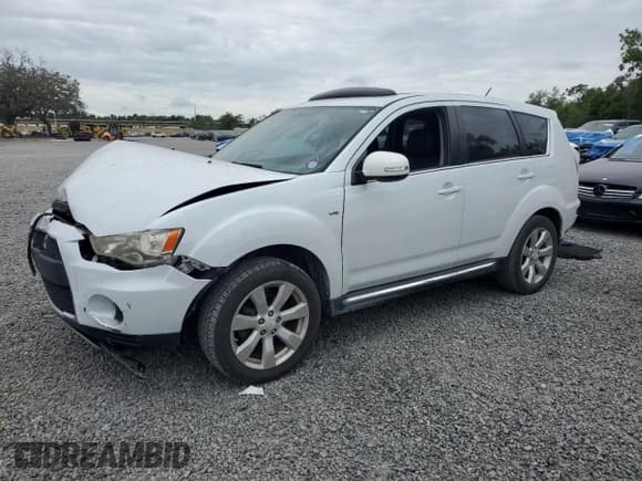 ✅ 2012 Mitsubishi Outlander GT • VIN: JA4JS4AX8CU004581 • Lot: 52002585. Listed on Copart with 79,832 mi. Free auction sales archive from the USA and detailed vehicle history report at DreamBid. Image 1.