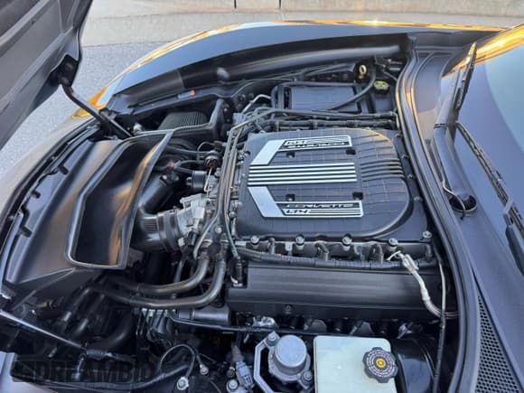 ✅ 2015 Chevrolet Corvette Z06 3LZ • VIN: 1G1YU3D69F5602746 • Lot: 92536225. Wystawiony na Copart z przebiegiem 26 956 mil. Bezpłatny archiwum sprzedaży aukcyjnych z USA i szczegółowy raport historii pojazdu na DreamBid. Zdjęcie 7.