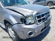 ✅ 2008 Ford Escape XLS • VIN: 1FMCU02Z68KE49322 • Lot: 42818502. Listed on IAAI with 154,099 mi. Free auction sales archive from the USA and detailed vehicle history report at DreamBid. Image 6.