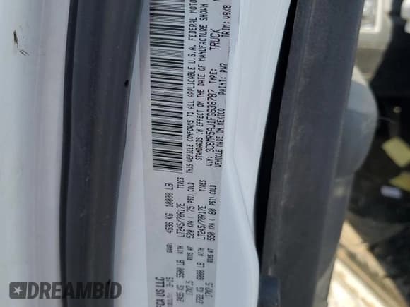 ✅ 2015 Ram 2500 Tradesman • VIN: 3C6MR5AJ1FG636787 • Lot: 52293355. Wystawiony na Copart z przebiegiem Nie podano. Bezpłatny archiwum sprzedaży aukcyjnych z USA i szczegółowy raport historii pojazdu na DreamBid. Zdjęcie 12.