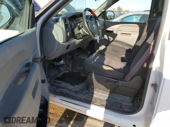 ✅ 2013 Chevrolet Silverado 2500HD Work Truck • VIN: 1GC0KVCG4DF173698 • Lot: 52408165. Listed on Copart with 221,846 mi. Free auction sales archive from the USA and detailed vehicle history report at DreamBid. Image 8.