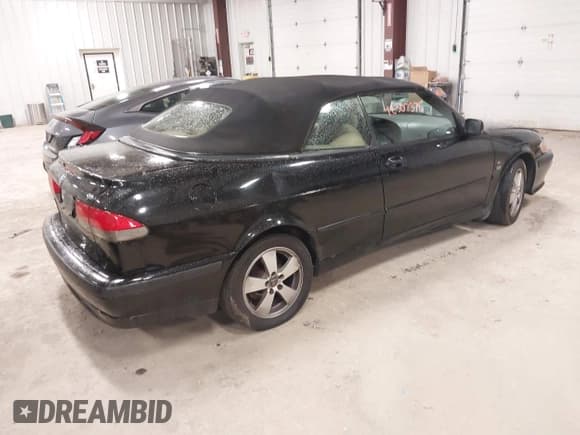 ✅ 2003 Saab 9-3 SE • VIN: YS3DF75K037002712 • Lot: 42307376. Wystawiony na IAAI z przebiegiem 170 102 mil. Bezpłatny archiwum sprzedaży aukcyjnych z USA i szczegółowy raport historii pojazdu na DreamBid. Zdjęcie 4.