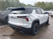 ✅ 2026 Chevrolet Equinox AWD RS • VIN: 3GNAXTEG4TL214916 • Lot: 43268810. Wystawiony na IAAI z przebiegiem 230 mil. Bezpłatny archiwum sprzedaży aukcyjnych z USA i szczegółowy raport historii pojazdu na DreamBid. Zdjęcie 4.