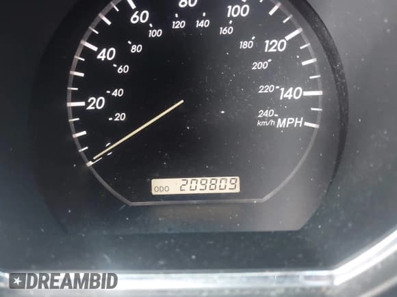 ✅ 2004 Lexus RX 330 • VIN: 2T2HA31U84C017316 • Lot: 43405757. Listed on IAAI with 209,809 mi. Free auction sales archive from the USA and detailed vehicle history report at DreamBid. Image 16.