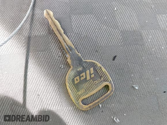 ✅ 2005 Chevrolet Equinox LT • VIN: 2CNDL63F556163202 • Лот: 41579151. Опубликован ранее на IAAI с пробегом 108 813 миль. Бесплатный доступ к архиву аукционных продаж из США и подробный отчёт об истории автомобиля на DreamBid. Изображение 11.