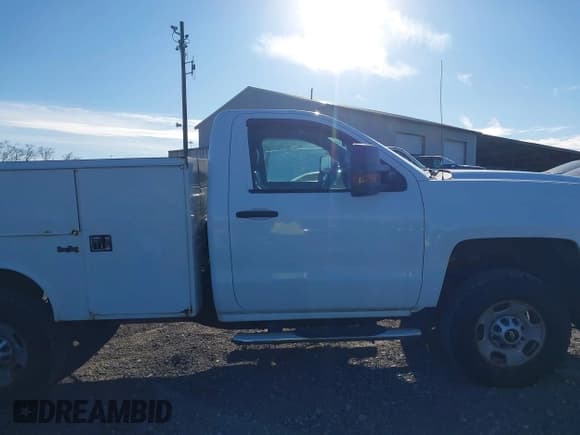 ✅ 2015 Chevrolet Silverado 2500HD Work Truck • VIN: 1GB0KUEG2FZ524038 • Лот: 43665724. Опубликован ранее на IAAI с пробегом 246 499 миль. Бесплатный доступ к архиву аукционных продаж из США и подробный отчёт об истории автомобиля на DreamBid. Изображение 13.