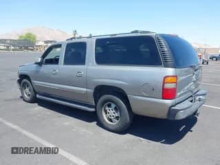 ✅ 2001 Chevrolet Suburban LT • VIN: 3GNFK16T51G143770 • Lot: 42321218. Wystawiony na IAAI z przebiegiem 311 654 mil. Bezpłatny archiwum sprzedaży aukcyjnych z USA i szczegółowy raport historii pojazdu na DreamBid. Zdjęcie 3.