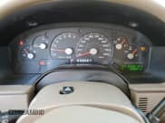 ✅ 2005 Ford Explorer Eddie Bauer • VIN: 1FMZU64K85UA25377 • Lot: 84383994. Wystawiony na Copart z przebiegiem 144 005 mil. Bezpłatny archiwum sprzedaży aukcyjnych z USA i szczegółowy raport historii pojazdu na DreamBid. Zdjęcie 9.