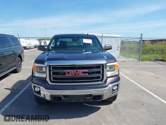 ✅ 2014 GMC Sierra 1500 SLE • VIN: 1GTN2UEC0EZ297266 • Lot: 42700224. Wystawiony na IAAI z przebiegiem 157 446 mil. Bezpłatny archiwum sprzedaży aukcyjnych z USA i szczegółowy raport historii pojazdu na DreamBid. Zdjęcie 12.