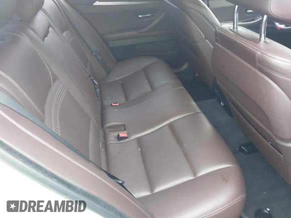 ✅ 2014 BMW 5 Series 550i xDrive • VIN: WBAKP9C5XED692698 • Lot: 42669794. Listed on IAAI with 115,278 mi. Free auction sales archive from the USA and detailed vehicle history report at DreamBid. Image 8.