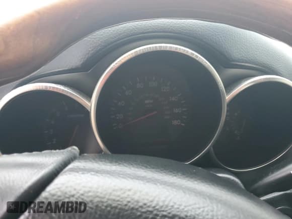 ✅ 2002 Lexus SC 430 • VIN: JTHFN48Y720010815 • Лот: 73868954. Опубликован ранее на Copart с пробегом Не указан. Бесплатный доступ к архиву аукционных продаж из США и подробный отчёт об истории автомобиля на DreamBid. Изображение 9.