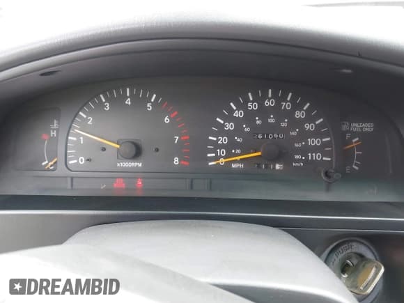 ✅ 1996 Toyota Tacoma • VIN: 4TAWN72N6TZ206531 • Lot: 42915598. Wystawiony na IAAI z przebiegiem 261 050 mil. Bezpłatny archiwum sprzedaży aukcyjnych z USA i szczegółowy raport historii pojazdu na DreamBid. Zdjęcie 7.