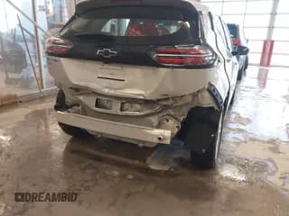 ✅ 2022 Chevrolet Bolt EV 1LT • VIN: 1G1FW6S08N4110327 • Lot: 41538761. Wystawiony na IAAI z przebiegiem 54 082 mil. Bezpłatny archiwum sprzedaży aukcyjnych z USA i szczegółowy raport historii pojazdu na DreamBid. Zdjęcie 6.