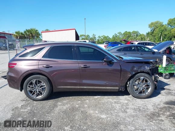 ✅ 2023 Genesis GV70 2.5T • VIN: KMUMADTB4PU100783 • Lot: 43537248. Listed on IAAI with 55,576 mi. Free auction sales archive from the USA and detailed vehicle history report at DreamBid. Image 14.