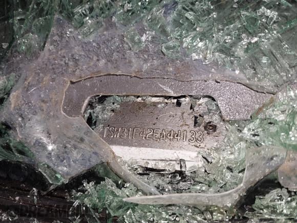 ✅ 2002 Ford F-350 XL • VIN: 1FTSW31F42EA44133 • Lot: 43726558. Listed on IAAI with 317,044 mi. Free auction sales archive from the USA and detailed vehicle history report at DreamBid. Image 9.