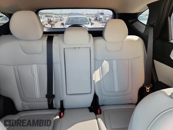 ✅ 2025 Hyundai Tucson SEL • VIN: 5NMJB3DE4SH508755 • Лот: 71928225. Опубликован ранее на Copart с пробегом 7 210 миль. Бесплатный доступ к архиву аукционных продаж из США и подробный отчёт об истории автомобиля на DreamBid. Изображение 10.