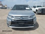 ✅ 2017 Mitsubishi Outlander SE • VIN: JA4AD3A38HZ030884 • Lot: 42409769. Listed on IAAI with 185,220 mi. Free auction sales archive from the USA and detailed vehicle history report at DreamBid. Image 12.