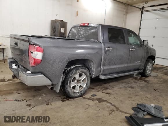 ✅ 2014 Toyota Tundra SR5 • VIN: 5TFDM5F10EX058305 • Lot: 85477244. Listed on Copart with 208,157 mi. Free auction sales archive from the USA and detailed vehicle history report at DreamBid. Image 3.