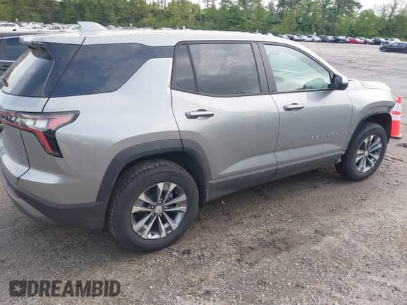 2025 Chevrolet Equinox AWD LT с VIN 3GNAXPEG1SL163963, выставлен на аукционе IAAI как лот 42329535 с пробегом 3 904 миль миль и . История ставок и продаж доступна на DreamBid. Изображение 4.