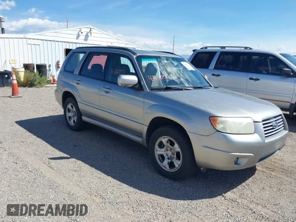 ✅ 2007 Subaru Forester X • VIN: JF1SG65697H715011 • Lot: 43114255. Listed on IAAI with 182,934 mi. Free auction sales archive from the USA and detailed vehicle history report at DreamBid. Image 1.
