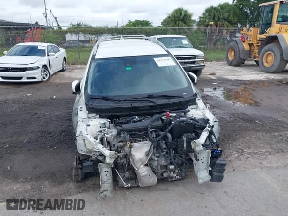 ✅ 2018 Nissan Rogue S • VIN: 5N1AT2MV4JC839271 • Lot: 42373190. Listed on IAAI with 156,371 mi. Free auction sales archive from the USA and detailed vehicle history report at DreamBid. Image 6.
