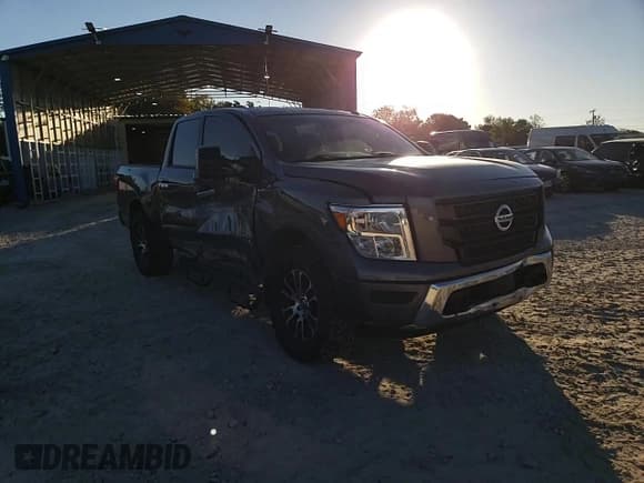 ✅ 2021 Nissan Titan SV • VIN: 1N6AA1EDXMN501048 • Lot: 86522995. Listed on Copart with 102,668 mi. Free auction sales archive from the USA and detailed vehicle history report at DreamBid. Image 14.
