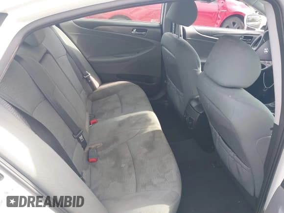 ✅ 2013 Hyundai Sonata Limited • VIN: KMHEC4A46DA096010 • Lot: 42349615. Wystawiony na IAAI z przebiegiem 150 173 mil. Bezpłatny archiwum sprzedaży aukcyjnych z USA i szczegółowy raport historii pojazdu na DreamBid. Zdjęcie 8.