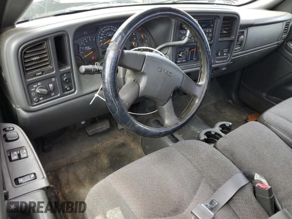 ✅ 2004 GMC Sierra 1500 SLE • VIN: 1GTEK14T84E311422 • Лот: 60806415. Опубликован ранее на Copart с пробегом 238 024 миль. Бесплатный доступ к архиву аукционных продаж из США и подробный отчёт об истории автомобиля на DreamBid. Изображение 8.