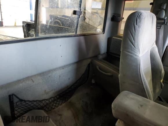 ✅ 1996 Ford Ranger XLT • VIN: 1FTCR14X0TPA59559 • Lot: 92605745. Wystawiony na Copart z przebiegiem 243 801 mil. Bezpłatny archiwum sprzedaży aukcyjnych z USA i szczegółowy raport historii pojazdu na DreamBid. Zdjęcie 10.