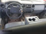 ✅ 2013 Ford F-350 Platinum • VIN: 1FT8W3B64DEB25368 • Lot: 74461784. Wystawiony na Copart z przebiegiem Nie podano. Bezpłatny archiwum sprzedaży aukcyjnych z USA i szczegółowy raport historii pojazdu na DreamBid. Zdjęcie 8.