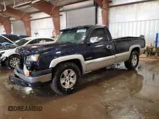 2003 Chevrolet Silverado 1500 Work Truck с VIN 1GCEC14V93E294935, выставлен на аукционе Copart как лот 48887925 с пробегом 221 425 миль миль и Чистый • Clean title. История ставок и продаж доступна на DreamBid. Изображение 1.