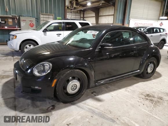 ✅ 2013 Volkswagen Beetle Fender Edition • VIN: 3VWJP7ATXDM670205 • Lot: 47687735. Listed on Copart with 97,909 mi. Free auction sales archive from the USA and detailed vehicle history report at DreamBid. Image 1.