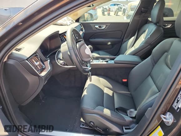 ✅ 2025 Volvo V60 Plus • VIN: YV4L12WK7S2149170 • Lot: 69012685. Listed on Copart with 3,854 mi. Free auction sales archive from the USA and detailed vehicle history report at DreamBid. Image 7.
