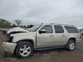 ✅ 2007 Chevrolet Suburban LTZ • VIN: 1GNFK16307J212002 • Lot: 90909825. Listed on Copart with 204,818 mi. Free auction sales archive from the USA and detailed vehicle history report at DreamBid. Image 1.