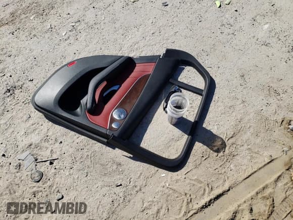 ✅ 2020 Mercedes-Benz GLC 300 • VIN: WDC0J8EB0LF673419 • Лот: 54655595. Опубликован ранее на Copart с пробегом 46 487 миль. Бесплатный доступ к архиву аукционных продаж из США и подробный отчёт об истории автомобиля на DreamBid. Изображение 12.