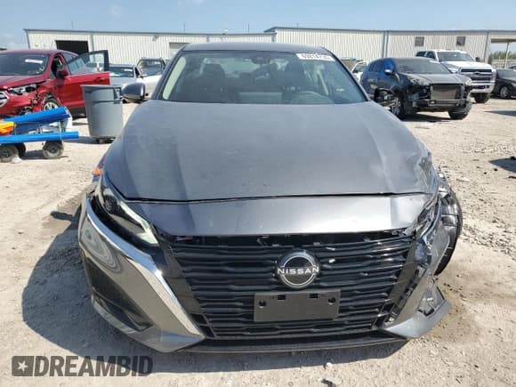 ✅ 2024 Nissan Altima SL • VIN: 1N4BL4EV4RN437498 • Lot: 69814735. Wystawiony na Copart z przebiegiem 5 079 mil. Bezpłatny archiwum sprzedaży aukcyjnych z USA i szczegółowy raport historii pojazdu na DreamBid. Zdjęcie 5.