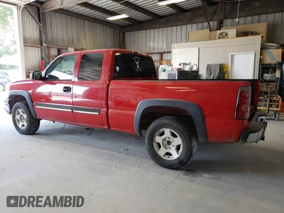 ✅ 2004 Chevrolet Silverado 1500 Z71 • VIN: 1GCEK19T94E206462 • Lot: 65658514. Wystawiony na Copart z przebiegiem 178 493 mil mil. Skorzystaj z bezpłatnego archiwum sprzedaży aukcyjnych z USA i zobacz szczegółowy raport historii pojazdu na DreamBid. Zdjęcie 2.