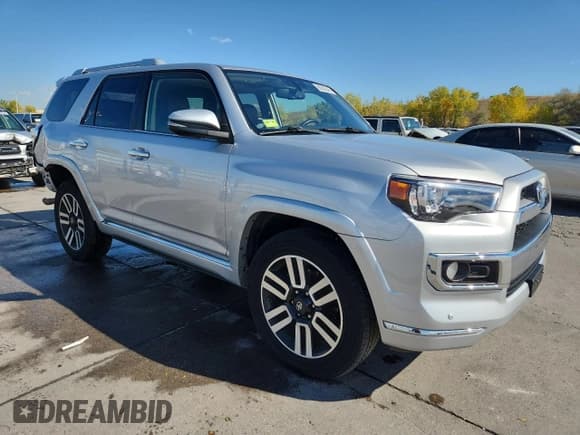 ✅ 2018 Toyota 4Runner SR5 • VIN: JTEBU5JRXJ5557764 • Lot: 86250645. Listed on Copart with 133,242 mi. Free auction sales archive from the USA and detailed vehicle history report at DreamBid. Image 4.