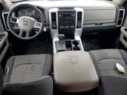 ✅ 2009 Dodge 1500 SLT • VIN: 1D3HV13TX9S704487 • Lot: 79119754. Wystawiony na Copart z przebiegiem 166 189 mil. Bezpłatny archiwum sprzedaży aukcyjnych z USA i szczegółowy raport historii pojazdu na DreamBid. Zdjęcie 8.