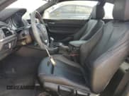 ✅ 2017 BMW 2 Series 230i • VIN: WBA2F9C52HV635798 • Лот: 90710755. Опубликован ранее на Copart с пробегом 65 474 миль. Бесплатный доступ к архиву аукционных продаж из США и подробный отчёт об истории автомобиля на DreamBid. Изображение 7.