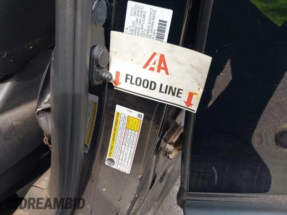 ✅ 2023 Honda Passport EX-L • VIN: 5FNYF8H51PB009494 • Lot: 42751895. Listed on IAAI with 24,085 mi. Free auction sales archive from the USA and detailed vehicle history report at DreamBid. Image 12.