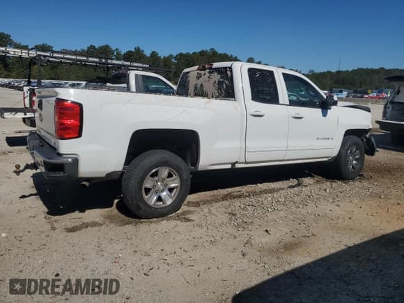 ✅ 2018 Chevrolet Silverado 1500 LT • VIN: 1GCRCREH9JZ190962 • Лот: 86880625. Опубликован ранее на Copart с пробегом 227 907 миль. Бесплатный доступ к архиву аукционных продаж из США и подробный отчёт об истории автомобиля на DreamBid. Изображение 3.
