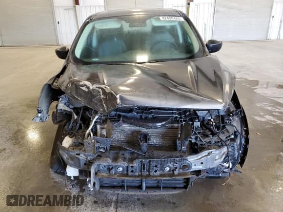 ✅ 2018 Ford Escape S • VIN: 1FMCU0F7XJUB25504 • Lot: 82400425. Listed on Copart with 133,945 mi. Free auction sales archive from the USA and detailed vehicle history report at DreamBid. Image 5.