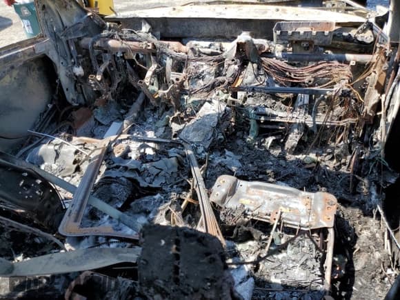 ✅ 2022 Ram 2500 Longhorn • VIN: 3C6UR5GL5NG381553 • Lot: 70767164. Wystawiony na Copart z przebiegiem Nie podano. Bezpłatny archiwum sprzedaży aukcyjnych z USA i szczegółowy raport historii pojazdu na DreamBid. Zdjęcie 8.