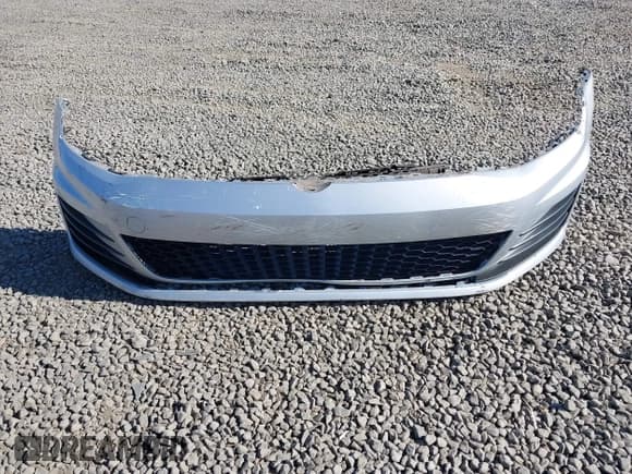 ✅ 2015 Volkswagen Golf GTI S • VIN: 3VWYT7AU8FM074533 • Lot: 43303832. Wystawiony na IAAI z przebiegiem 79 687 mil. Bezpłatny archiwum sprzedaży aukcyjnych z USA i szczegółowy raport historii pojazdu na DreamBid. Zdjęcie 12.