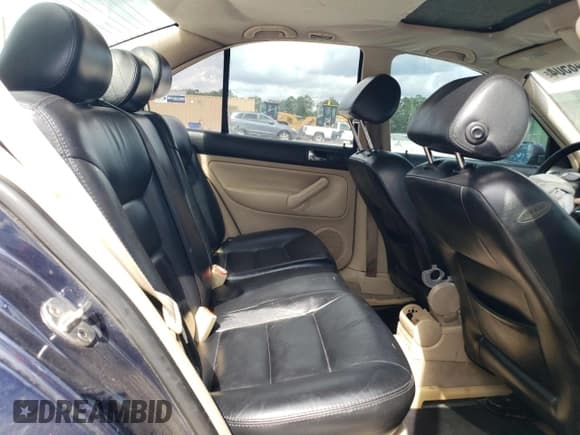 ✅ 2000 Volkswagen Jetta GLS • VIN: 3VWSE29M7YM028198 • Lot: 73648504. Listed on Copart with 265,184 mi. Free auction sales archive from the USA and detailed vehicle history report at DreamBid. Image 10.