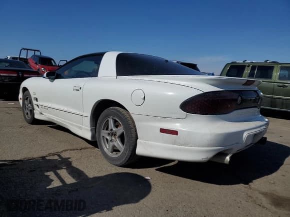 ✅ 1999 Pontiac Firebird Firebird • VIN: 2G2FS22K9X2220880 • Lot: 46225985. Listed on Copart with 167,696 mi. Free auction sales archive from the USA and detailed vehicle history report at DreamBid. Image 2.