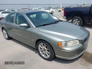 ✅ 2006 Volvo S60 2.4L Turbo • VIN: YV1RS547262551656 • Lot: 42274751. Wystawiony na IAAI z przebiegiem 202 583 mil. Bezpłatny archiwum sprzedaży aukcyjnych z USA i szczegółowy raport historii pojazdu na DreamBid. Zdjęcie 1.