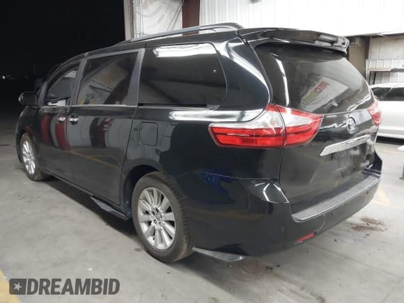✅ 2016 Toyota Sienna XLE • VIN: 5TDYK3DC2GS757749 • Лот: 42617318. Опубликован ранее на IAAI с пробегом 139 737 миль. Бесплатный доступ к архиву аукционных продаж из США и подробный отчёт об истории автомобиля на DreamBid. Изображение 3.